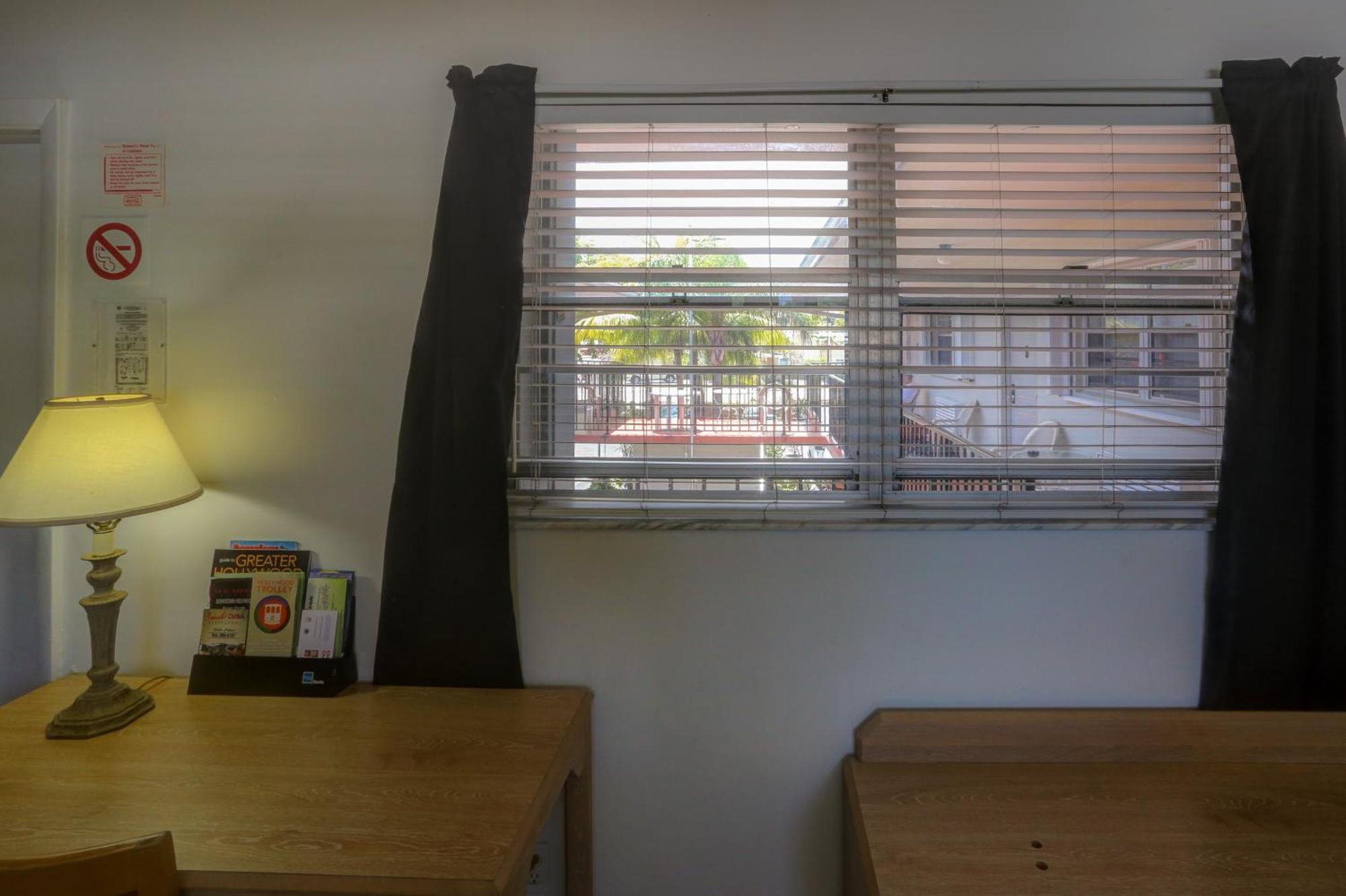 Richard'S Motel Studios Hollywood Bilik gambar